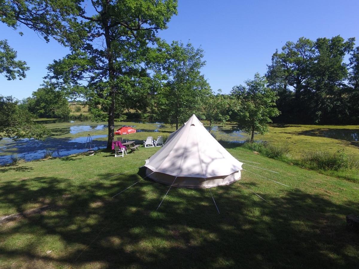 Camping Etang Du Camp Senergues Exterior photo