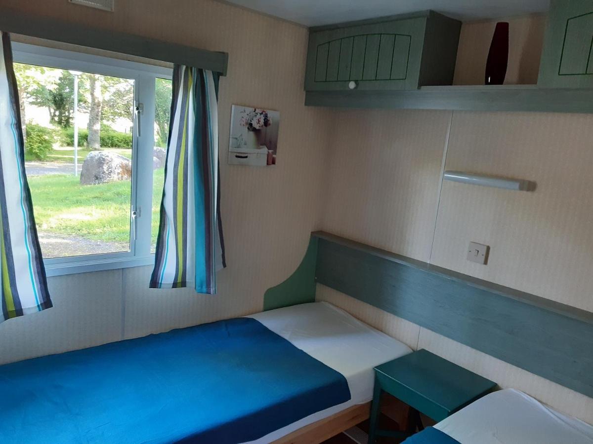 Camping Etang Du Camp Senergues Exterior photo